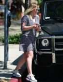 Hilary Duff Out and About in Studio City