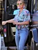 Hilary Duff Booty in Jeans, Out for Dinner in Studio City