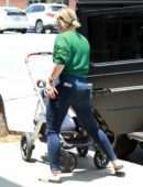 Hilary Duff Booty, Shopping in Studio City