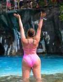 Iskra-Lawrence-Booty-in-Swimsuit-998