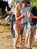 Katy Perry Booty, Shooting a New Music Video on the Beach in Hawaii