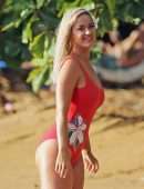Katy Perry Booty, Shooting a New Music Video on the Beach in Hawaii