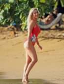 Katy Perry Booty, Shooting a New Music Video on the Beach in Hawaii