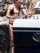 Kristen Stewart in Bikini on a Yacht on the Amalfi Coast, Italy
