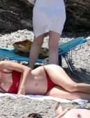 Maria Sharapova Booty in Bikini on a Beach in Italy