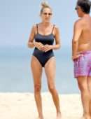 Sarah Jessica Parker in Swimsuit at the Beach in the Hamptons, New York