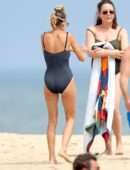 Sarah Jessica Parker in Swimsuit at the Beach in the Hamptons, New York