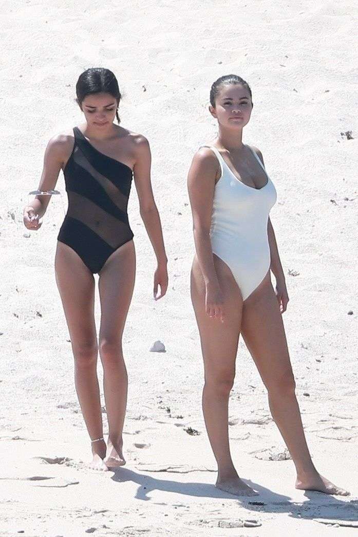 Selena Gomez Booty in a White Swimsuit at a Beach in Punta Mita, Mexico