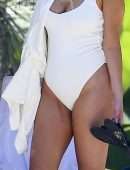 Selena-Gomez-Booty-in-White-Swimsuit-6