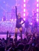 Taylor Swift Leggy, Performing Live at 2019 Amazon Prime Day Concert in New York