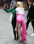Zara Larsson Booty, Outside Capital Radio in London