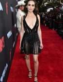 Alison Brie at 2019 MTV Video Music Awards in Newark