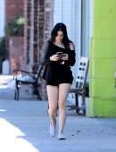Ariel Winter Leggy, Running Errands in LA