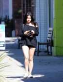 Ariel Winter Leggy, Running Errands in LA