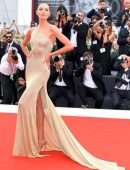 Candice Swanepoel Booty in Tight Dress at the Premiere of “The Truth” in Venice