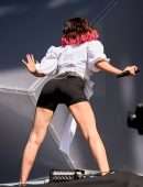 Charli XCX Booty Onstage at Reading Festival 2019