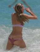 Josie Canseco Booty in Thong Bikini on the Beach in Honolulu
