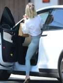 Julianne Hough Booty in Leggings Out to Lunch in Sherman Oaks