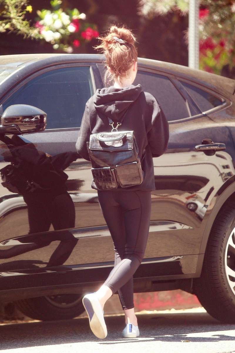 *EXCLUSIVE* Lily Collins leaving a pilates class after getting her workout done