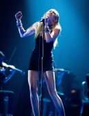 Miley Cyrus Performing Onstage Braless at 2019 MTV Video Music Awards