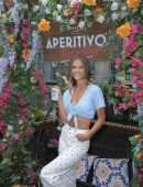 Nina Agdal Sip on Summer with Pura Still in NYC