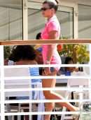 Sofia Richie Leggy, Out in France