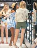 Sophie Turner Booty in Leggings in Miami