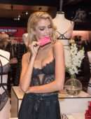 Stella Maxwell in Victoria's Secret Celebrates New Fall Collection in Dallas