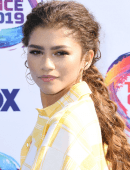Zendaya Coleman at 2019 Teen Choice Awards in Los Angeles
