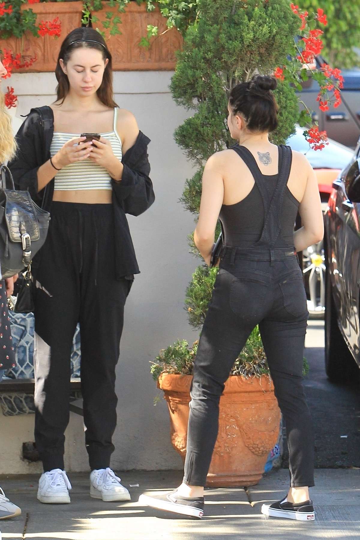Ariel Winter Booty in Jeans, Out for Lunch in Beverly Hills
