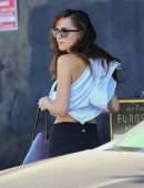 Dakota Johnson in Tights, Out after Yoga Class in Los Angeles