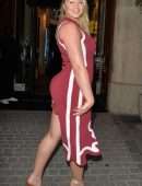Iskra Lawrence Leggy, Out for Dinner