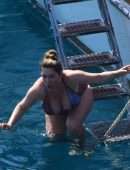Kelly Brook Big Boobs in Swimsuit in Turkey