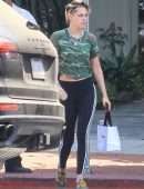 Kristen Stewart Booty, Shopping in Hollywood