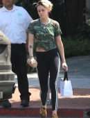 Kristen Stewart Booty, Shopping in Hollywood