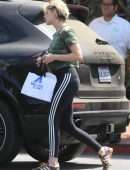Kristen Stewart Booty, Shopping in Hollywood