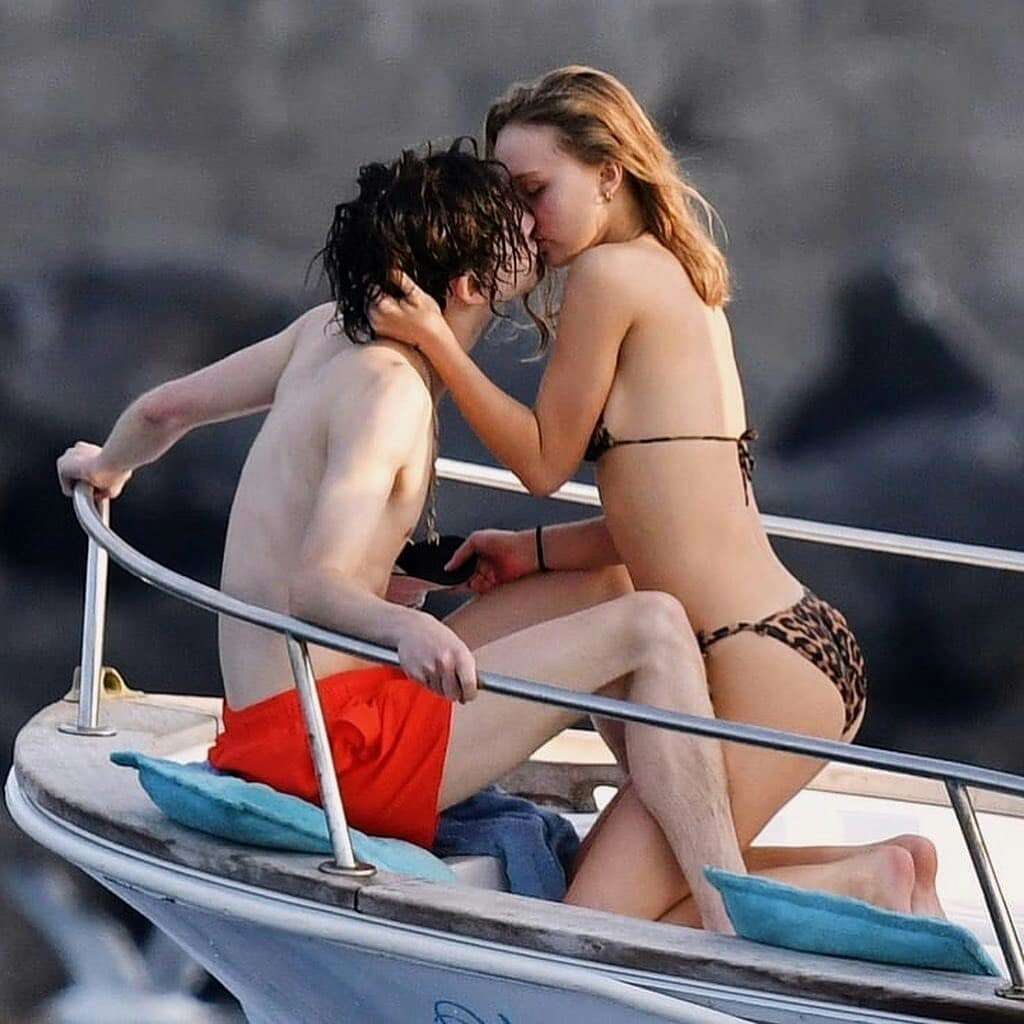 Lily-Rose-Depp-1