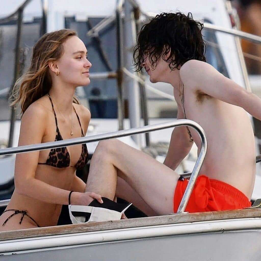 Lily-Rose-Depp-3