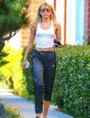 Miley-Cyrus-Pokies-16