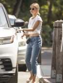 Miley Cyrus and Kaitlynn Carter Getting Lunch in Los Angeles