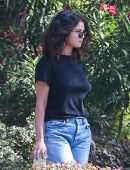 Selena Gomez Stops by a Friend's House in LA