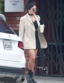 Vanessa Hudgens Leggy, Out for Coffee in Los Feliz