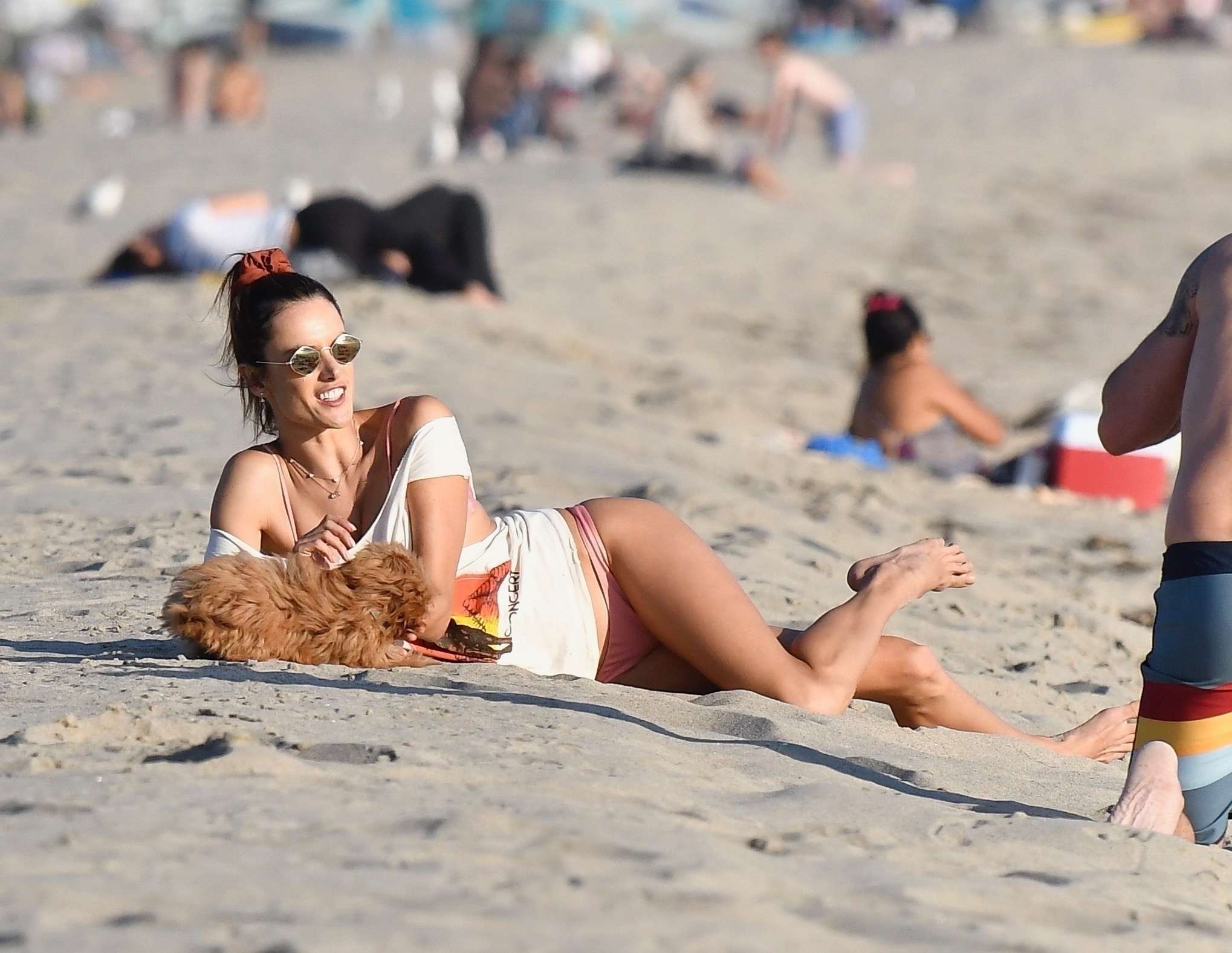Alessandra Ambrosio Booty, Playing Beach Volleyball in Santa Monica
