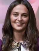 Alicia Vikander at “Earthquake Bird” Press Conference in Tokyo