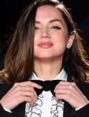 Ana de Armas at the Premiere of Knives Out at 63rd BFI London Film Festival
