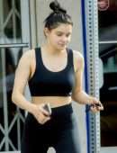 Ariel Winter Booty in Black Leggings