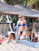 Caroline Vreeland Booty in Bikini Malfunction at the Beach in Tulum
