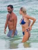 Caroline Vreeland Booty in Bikini Malfunction at the Beach in Tulum