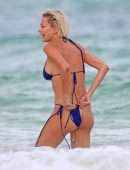 Caroline Vreeland Booty in Bikini Malfunction at the Beach in Tulum