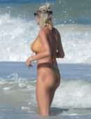 Caroline Vreeland Pokies in Wet Bikini at the Beach on Vacation in Tulum